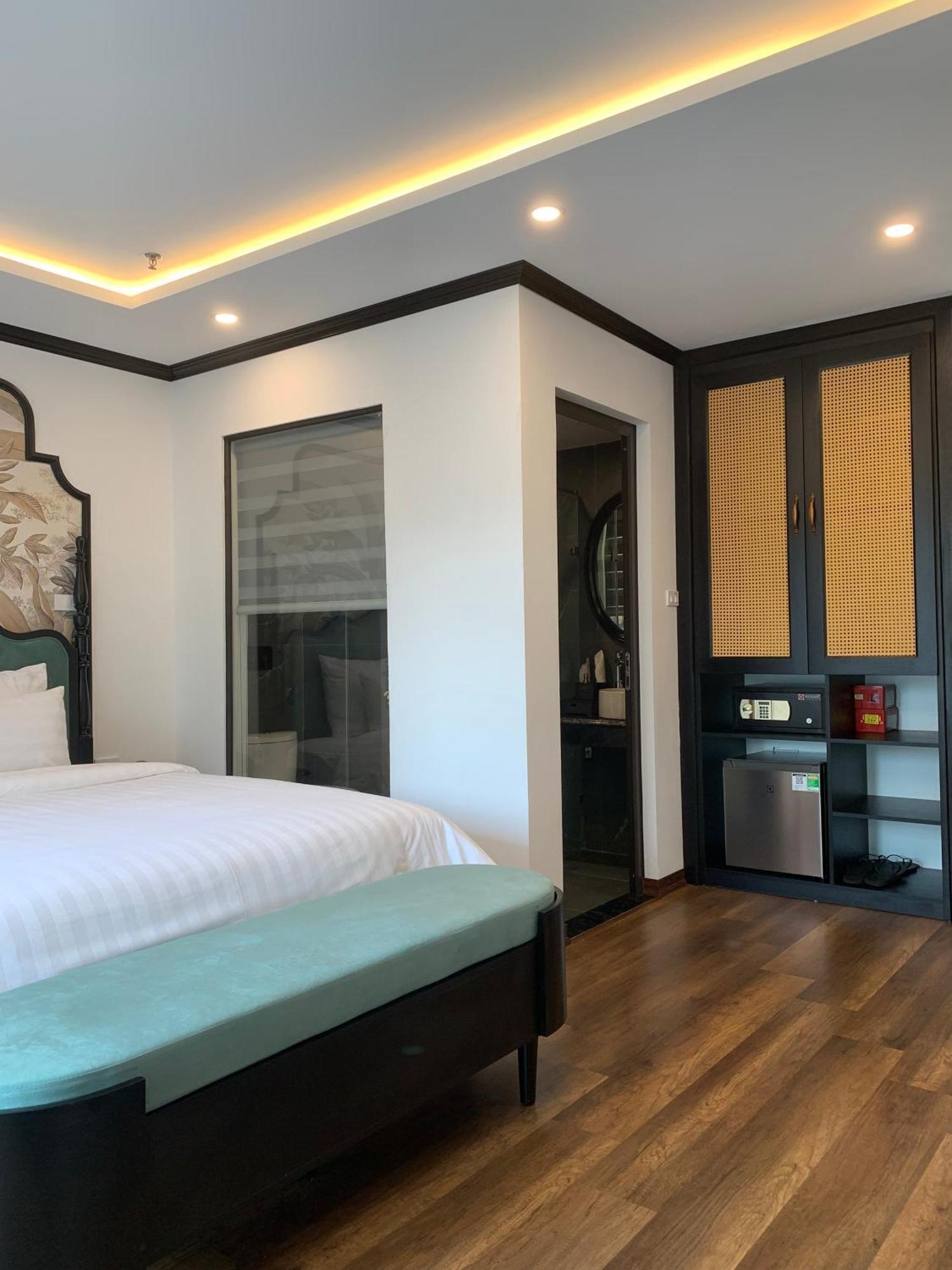 Aquarius Premium Hotel ハノイ市 エクステリア 写真