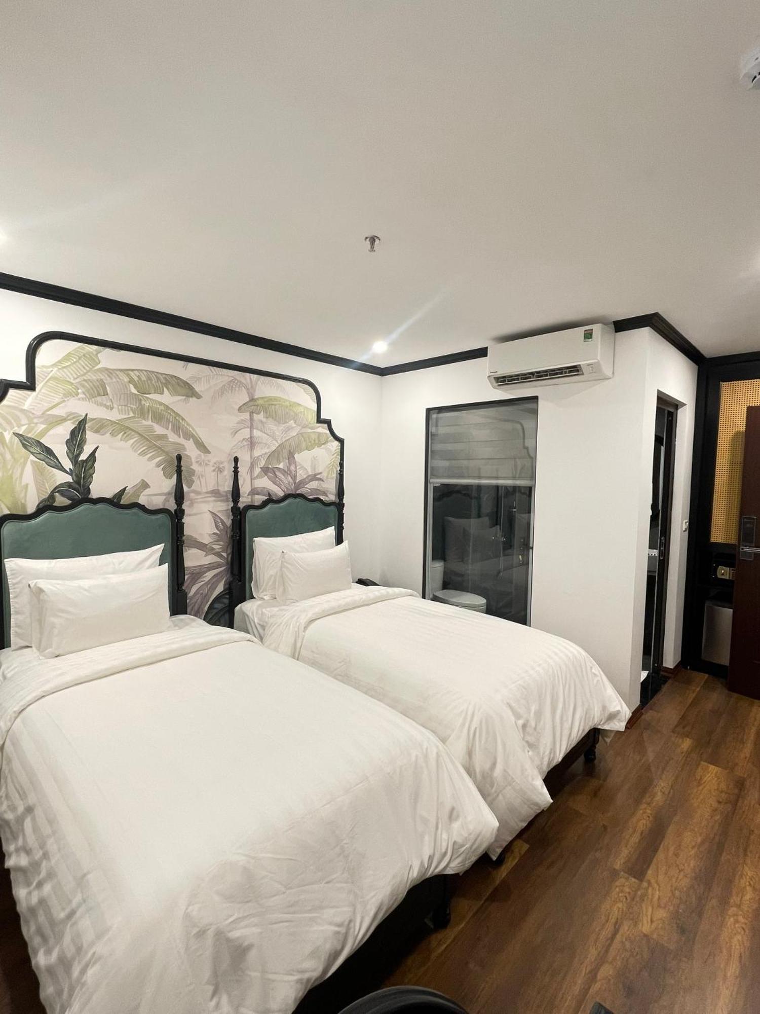 Aquarius Premium Hotel ハノイ市 エクステリア 写真